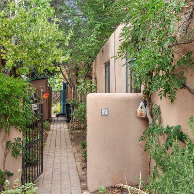 222 Closson St #4, Santa Fe, NM 87501