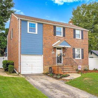 222 Edgehill Dr, Havertown, PA 19083