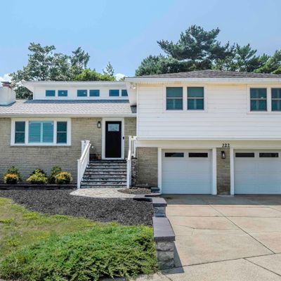 222 Surrey Ave, Northfield, NJ 08225