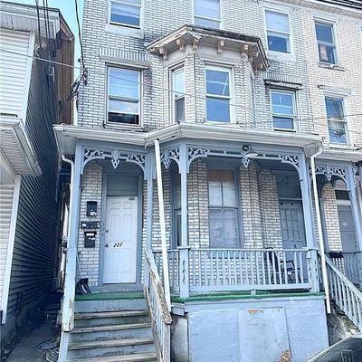 222 White St, Lehighton, PA 18235