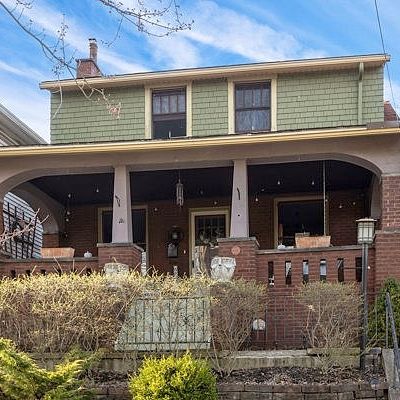 223 Chestnut St, Sewickley, PA 15143