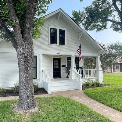 223 E Roitsch Lane Street, La Grange, TX 78945