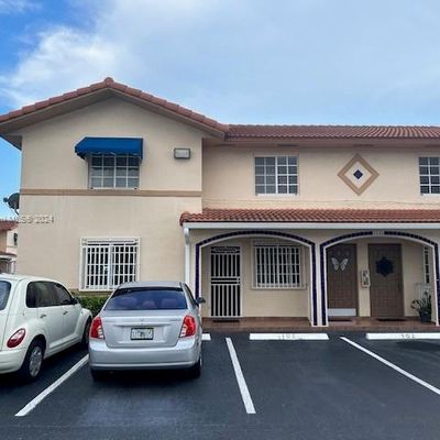 2236 W 74th St, Hialeah, FL 33016