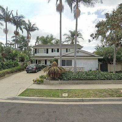 224 Stanford Ln, Seal Beach, CA 90740