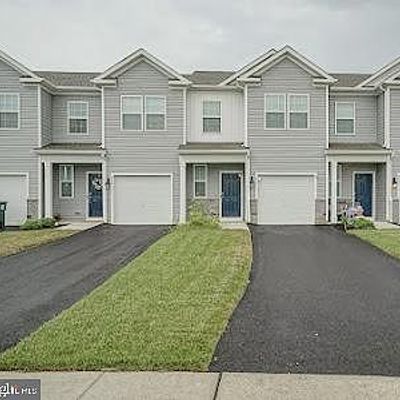 225 Mazzeo Dr, Glassboro, NJ 08028