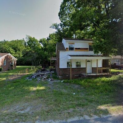 225 Pocahontas Ave, Franklin, VA 23851