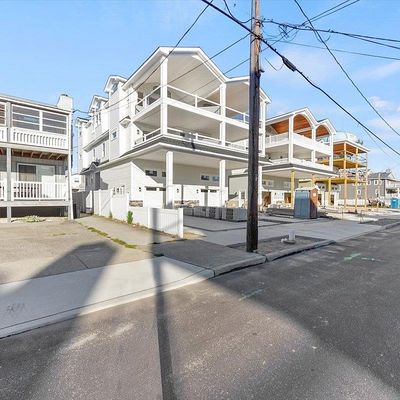 227 40 Th St, Sea Isle City, NJ 08243