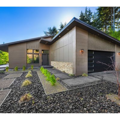 2277 Forest Hills Dr, Coos Bay, OR 97420