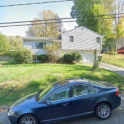 228 Fiske St, Waterbury, CT 06710