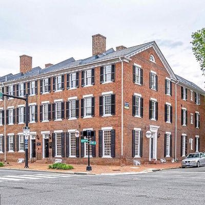 228 S Washington St, Alexandria, VA 22314