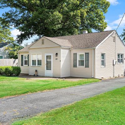 23 Robert Rd, New Castle, DE 19720