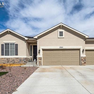 2305 Sunrise Ln, Pueblo, CO 81008