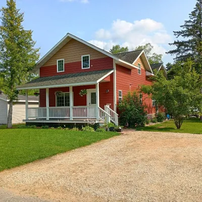 232 2 Nd St Nw, Menahga, MN 56464