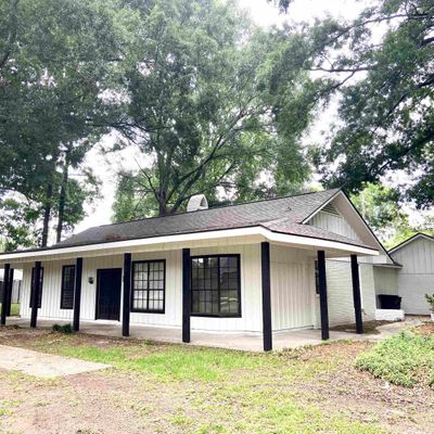 2321 Emmett Bourgeois Rd, Baton Rouge, LA 70816