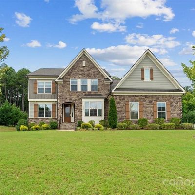 2326 Madeira Cir, Waxhaw, NC 28173