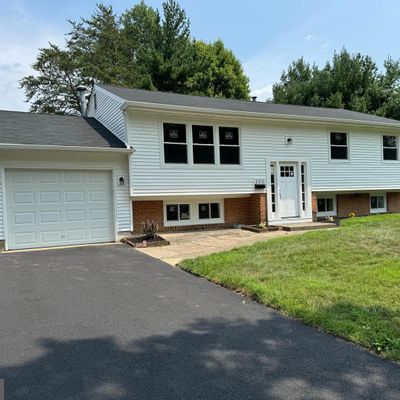 233 Woods Ln, Somerdale, NJ 08083