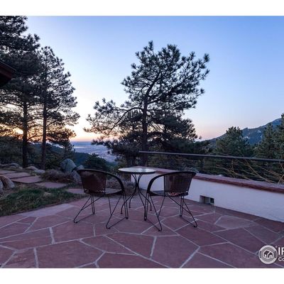 2358 Sunshine Canyon Dr, Boulder, CO 80302