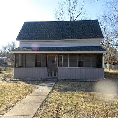 207 S Washington St, Salem, MO 65560