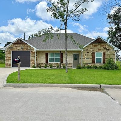 208 Mill Street, Emory, TX 75440