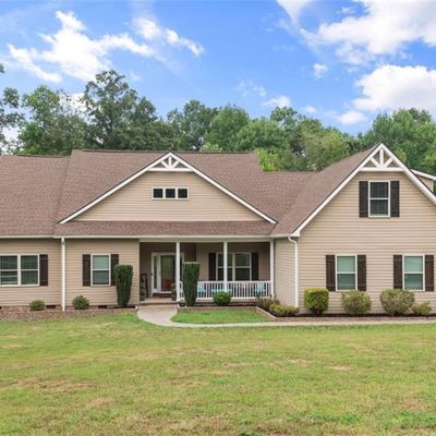 2088 Buckskin Trl, Boonville, NC 27011