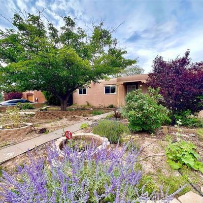 2095 Camino Lado, Santa Fe, NM 87505