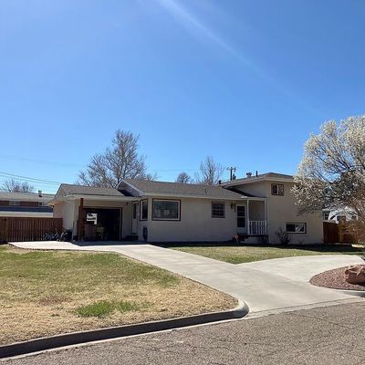 21 Circle Dr, La Junta, CO 81050