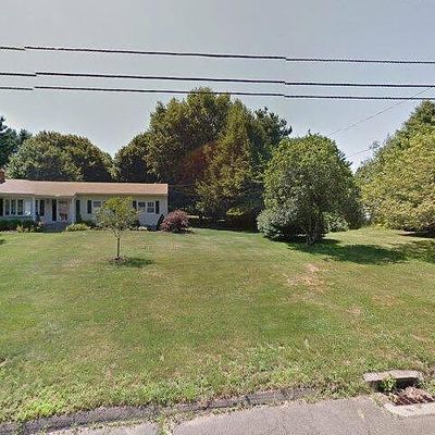 21 Drazen Dr, North Haven, CT 06473