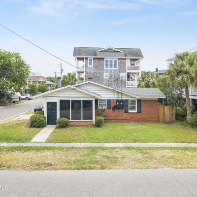 21 Island Dr, Wrightsville Beach, NC 28480