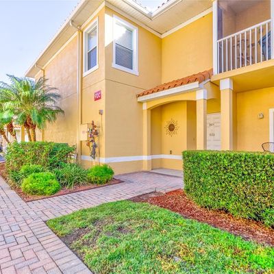 21032 Sunpoint Way, Lutz, FL 33558