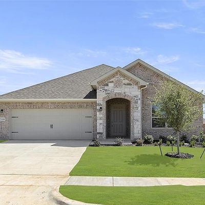 2108 Sesaro Drive, Aubrey, TX 76227