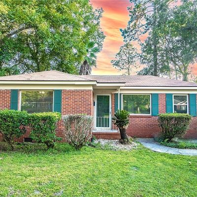 211 Brandywine Rd, Savannah, GA 31405