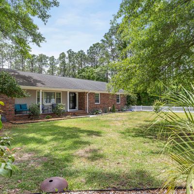 211 E 11 Th St, Southport, NC 28461