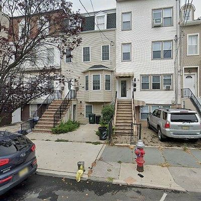 211 Ogden Ave # 2 L, Jersey City, NJ 07307