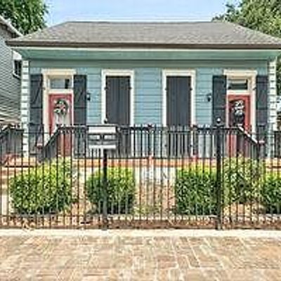 2125 Laurel Street, New Orleans, LA 70130