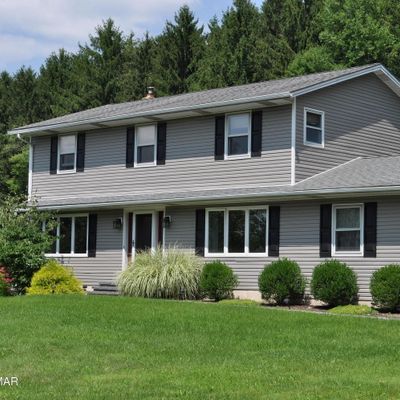 2135 S Valley View Drive, Saylorsburg, PA 18353