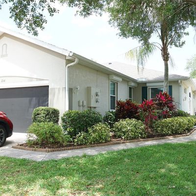 2141 Acadia Greens Dr, Sun City Center, FL 33573