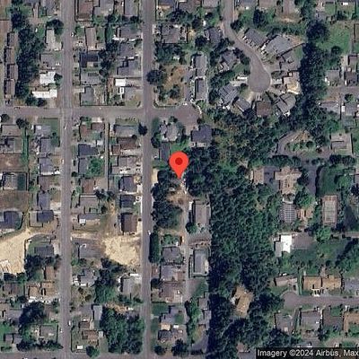 2143 Ash St, North Bend, OR 97459