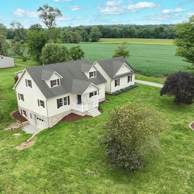 2145 Centennial Rd, Hanover, PA 17331