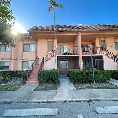 215 Lakeview Dr, Weston, FL 33326