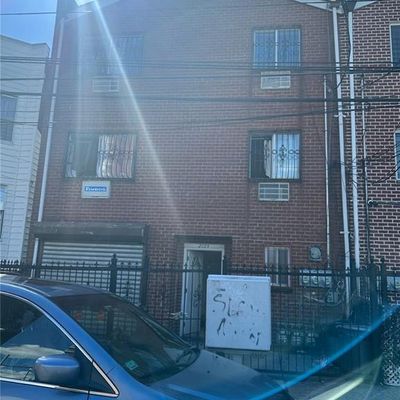 2159 Belmont Ave, Bronx, NY 10457