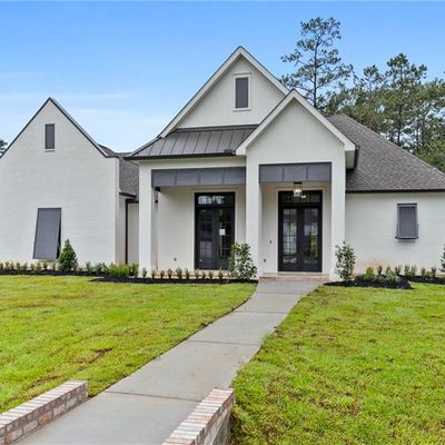 217 Belle Pointe Drive, Madisonville, LA 70447