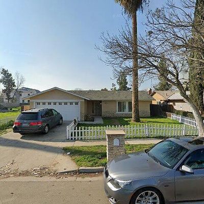 2176 S Ivy Ave, Fresno, CA 93706