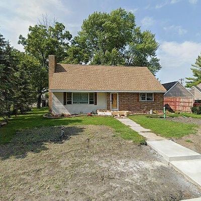 218 2 Nd Ave S, Waldorf, MN 56091