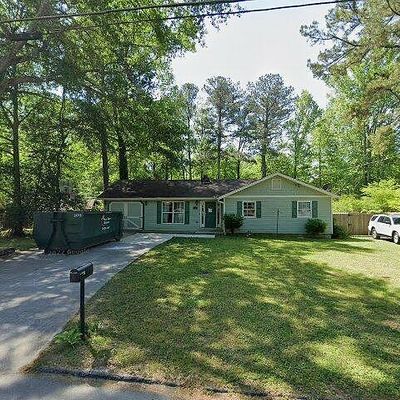 218 Colonial Hills Rd, Winder, GA 30680