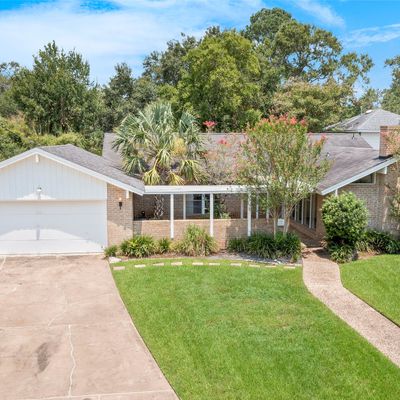 218 Sleepy Hollow Ct, Seabrook, TX 77586