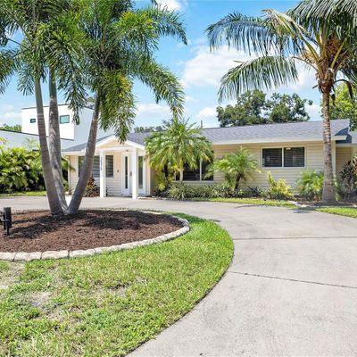 2575 Hyde Park St, Sarasota, FL 34239