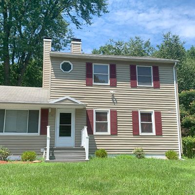 26 Prospect Hill Dr, East Windsor, CT 06088