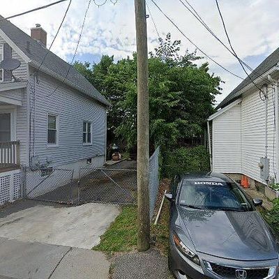 26 Pine Street Ct, Springfield, MA 01105