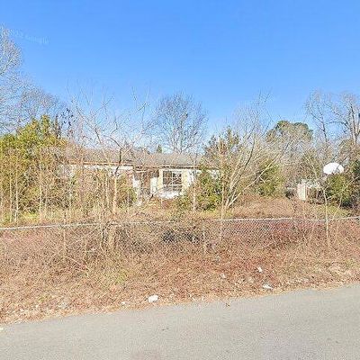 2611 Village Green Ln, Macon, GA 31206