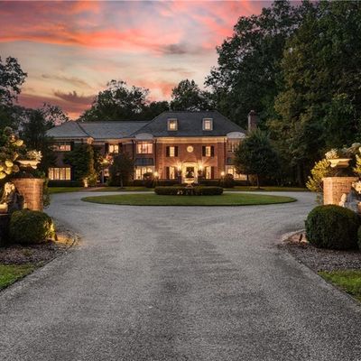 265 Dans Hwy, New Canaan, CT 06840